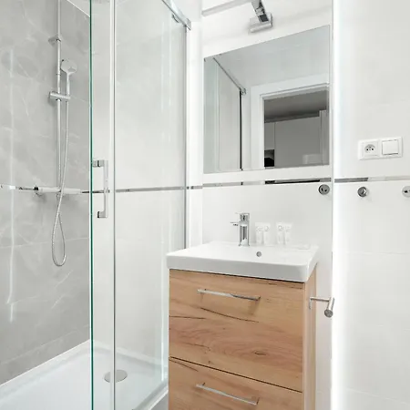 Old Market Square Modern In By Renters Apartment Poznan